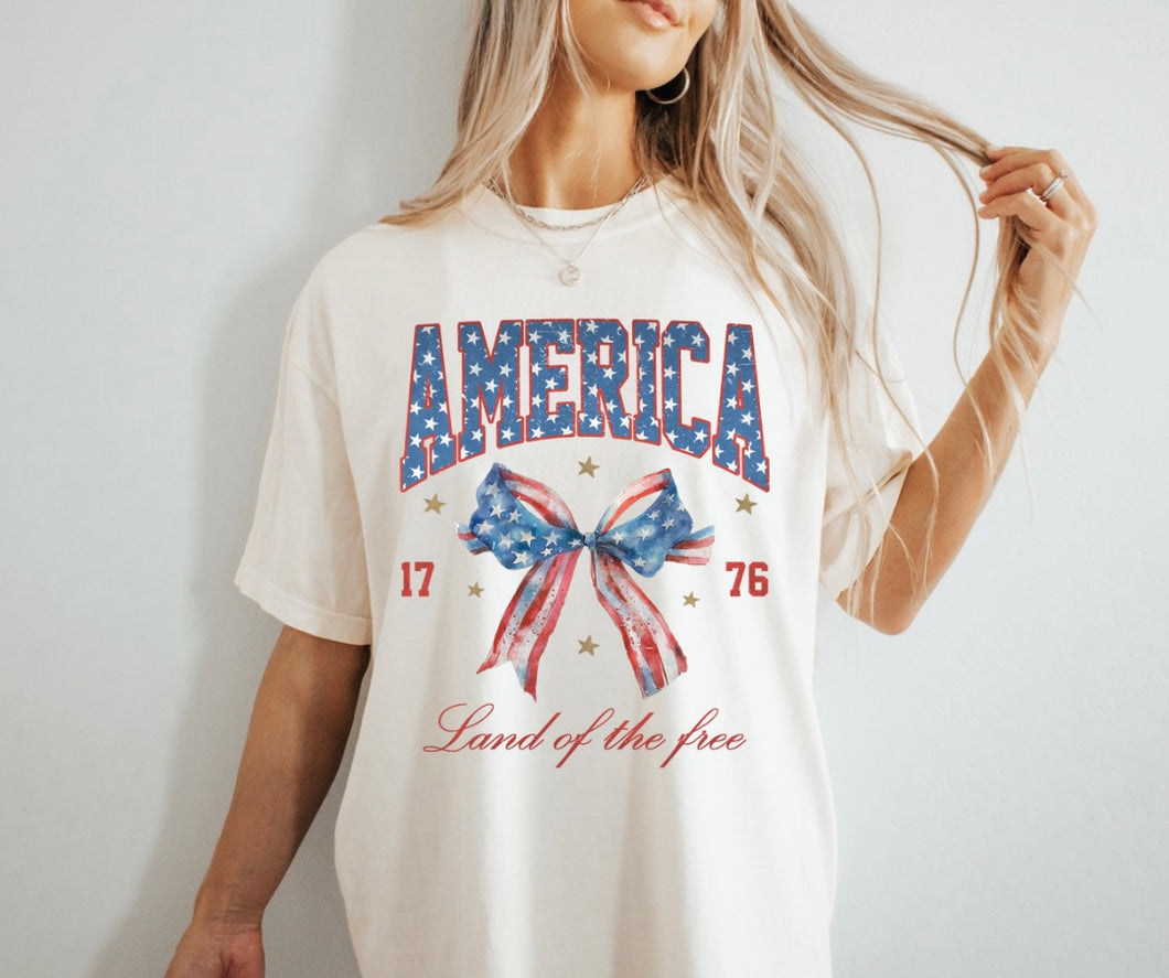 Land of the free bow tee / Adult