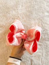 Load image into Gallery viewer, Pink Christmas light bow
