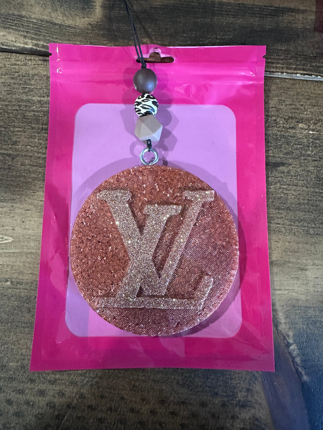 Circle LV