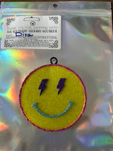 Load image into Gallery viewer, Diva Scent Bolt Smiley
