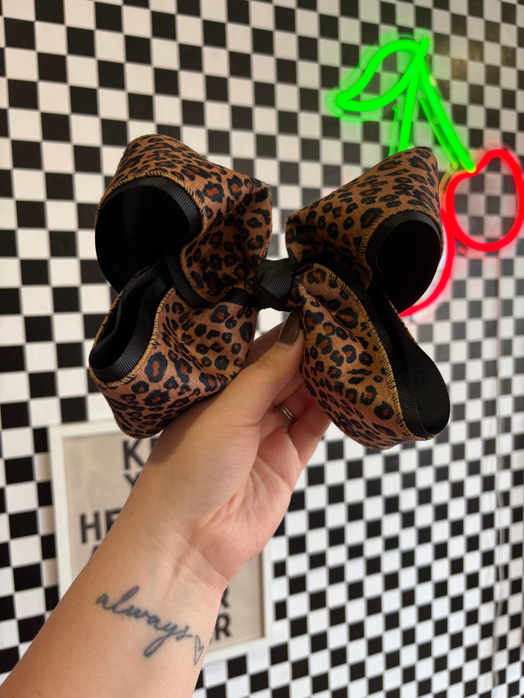 Large Leopard Bow