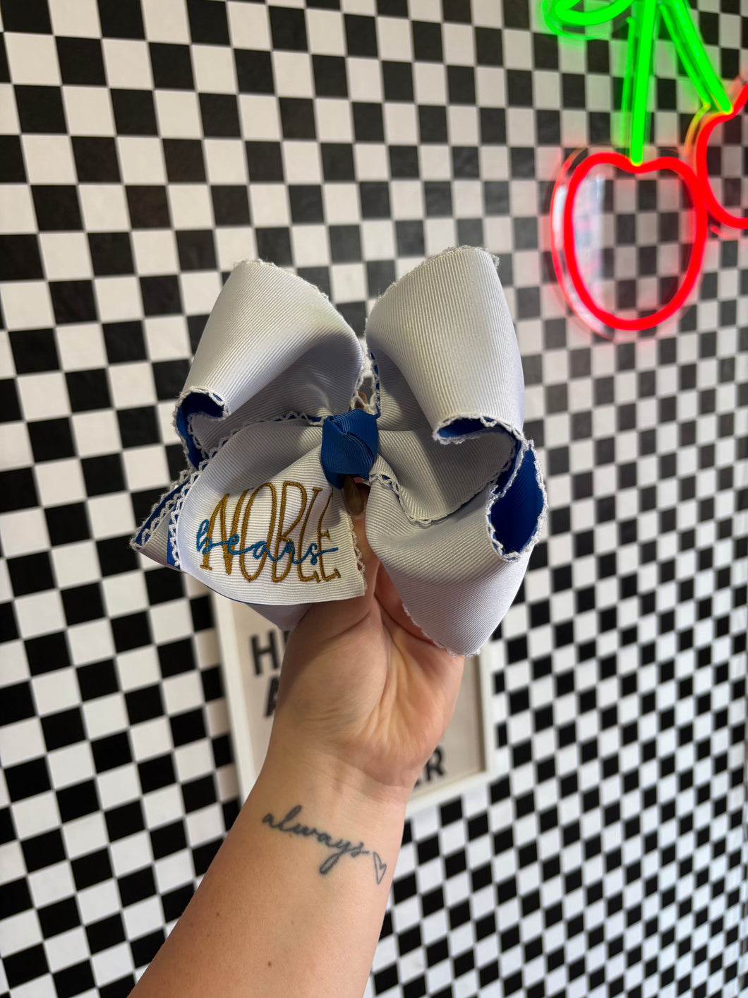 Medium White Bears Spirit Bow