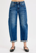 Load image into Gallery viewer, Risen Barrel Jeans
