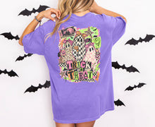 Load image into Gallery viewer, TRICK OR TREAT TEE
