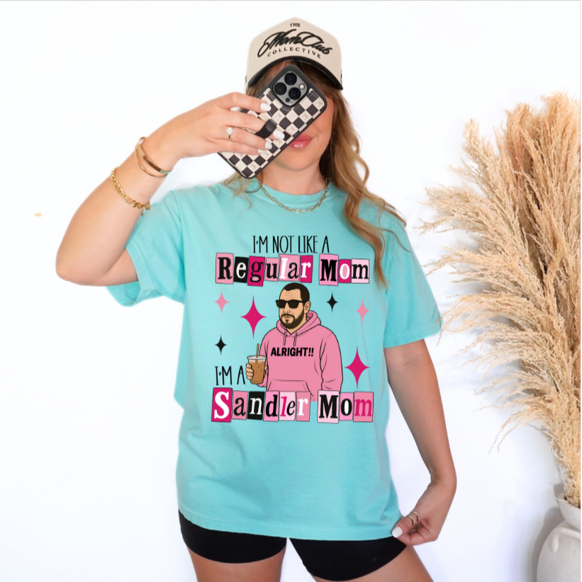 NOT A REGULAR MOM TEE
